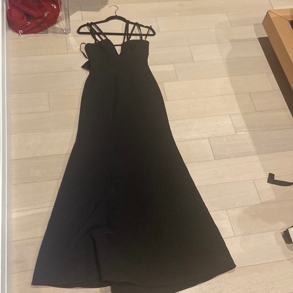 BNWT BCBG Gown - Picture 5 of 5